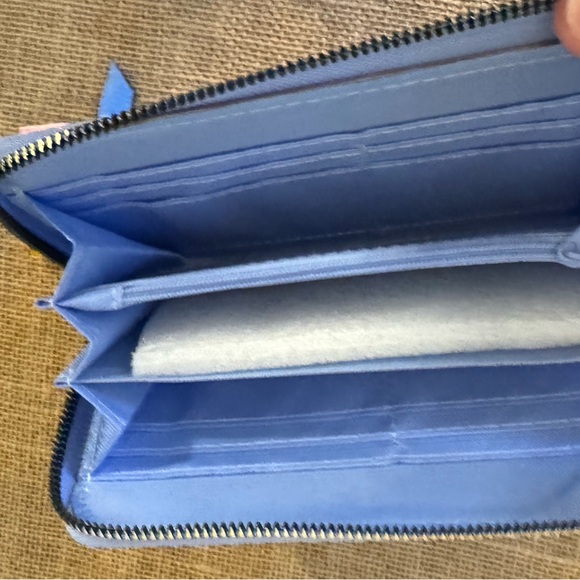 NWT SIMPLY SOUTHERN
Cell Phone Wristlet Wallet Iris Blue - Picture 3 of 5